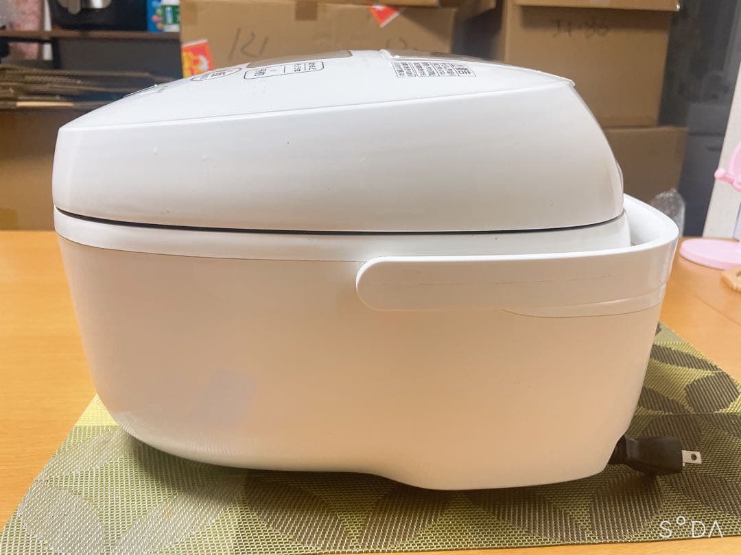 東芝 炊飯器 5.5合 真空 IH ジャー炊飯器 RC-10VRP 動作保証