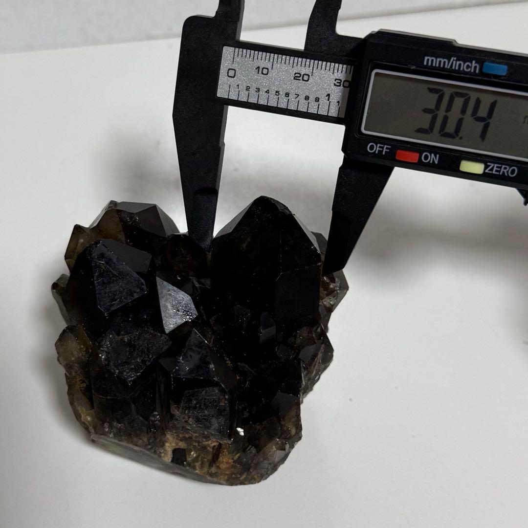 484g モリオン クラスター 漆黒コンゴ産 原石 天然石 魔除け