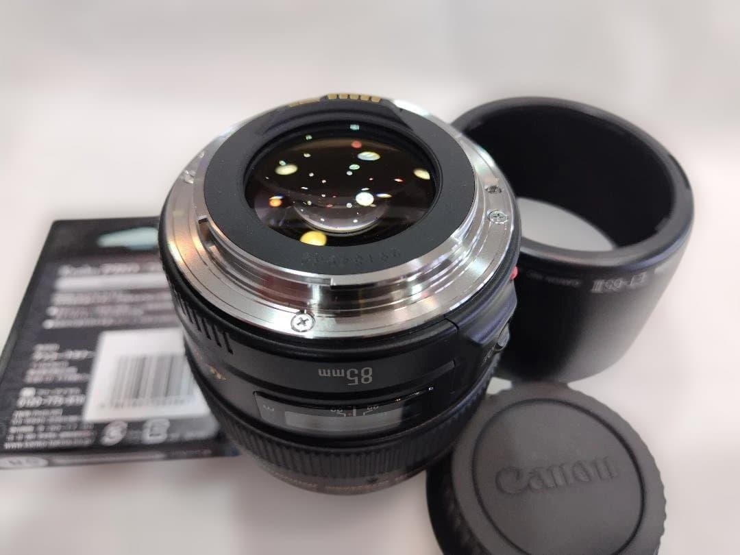 Canon EF 85mm f/1.8 USM レンズ