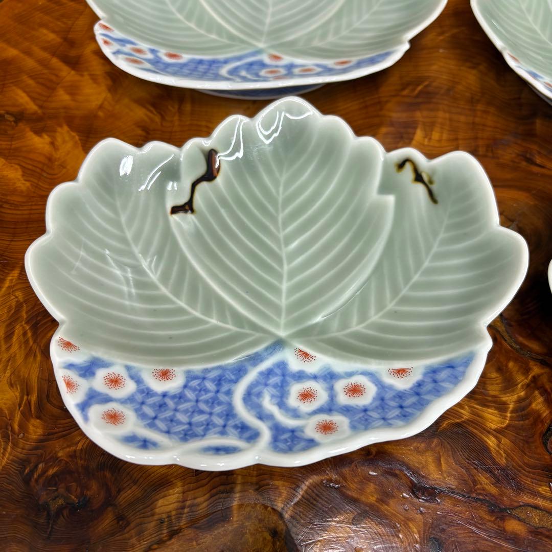 オールド深川製磁　色絵花文変形皿 葉形皿四客 深川製磁　染付　唐草