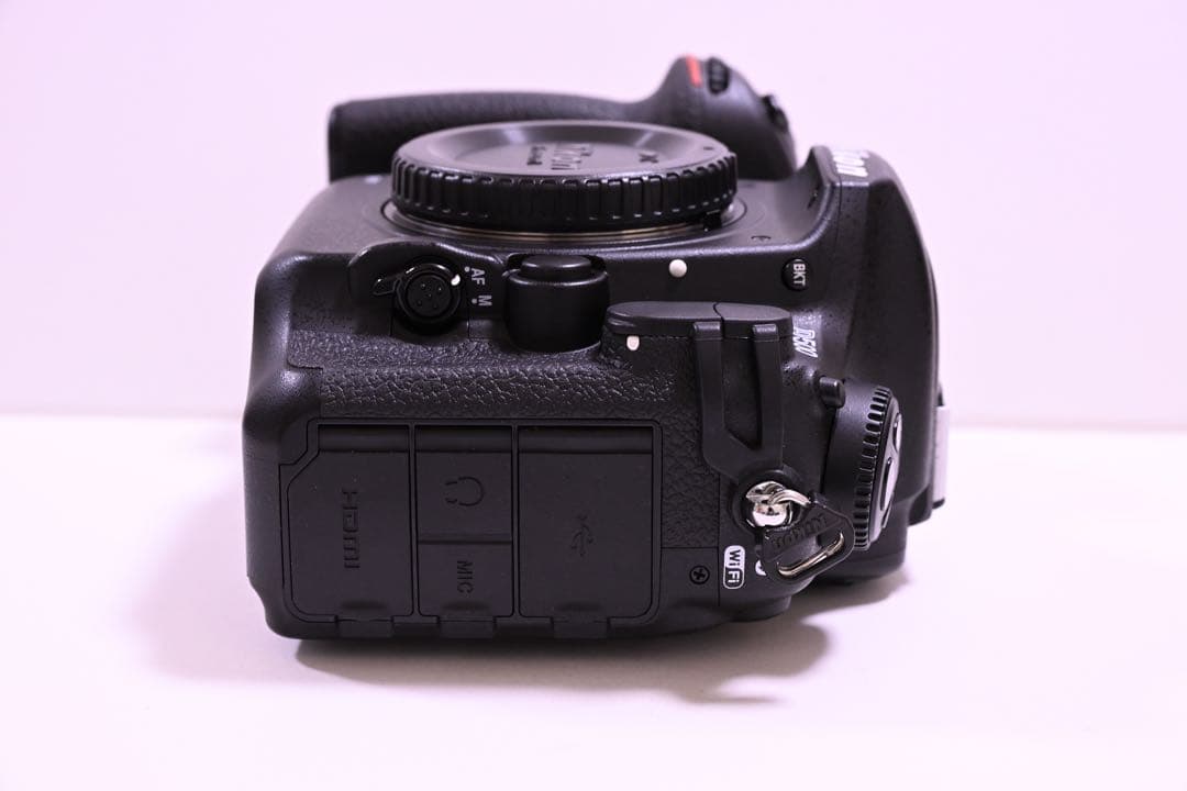 良品 Nikon D500 ボディ 元箱あり