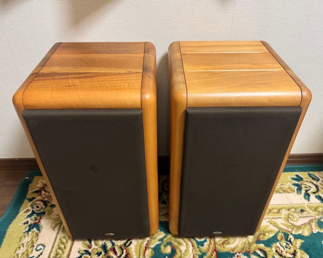 Chario Hiper 3X イタリア製　ブックシェルフ　3ウェイスピーカー