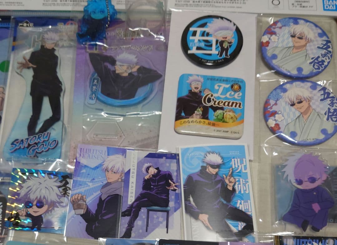 呪術廻戦 五条悟 缶バッジ クリカ アクスタ ポスカ カード まとめ売り