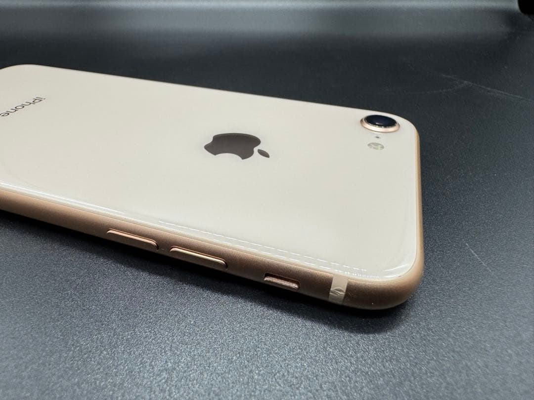 Apple iPhone 8 128GBゴールド 箱付き