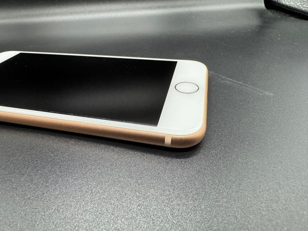 Apple iPhone 8 128GBゴールド 箱付き