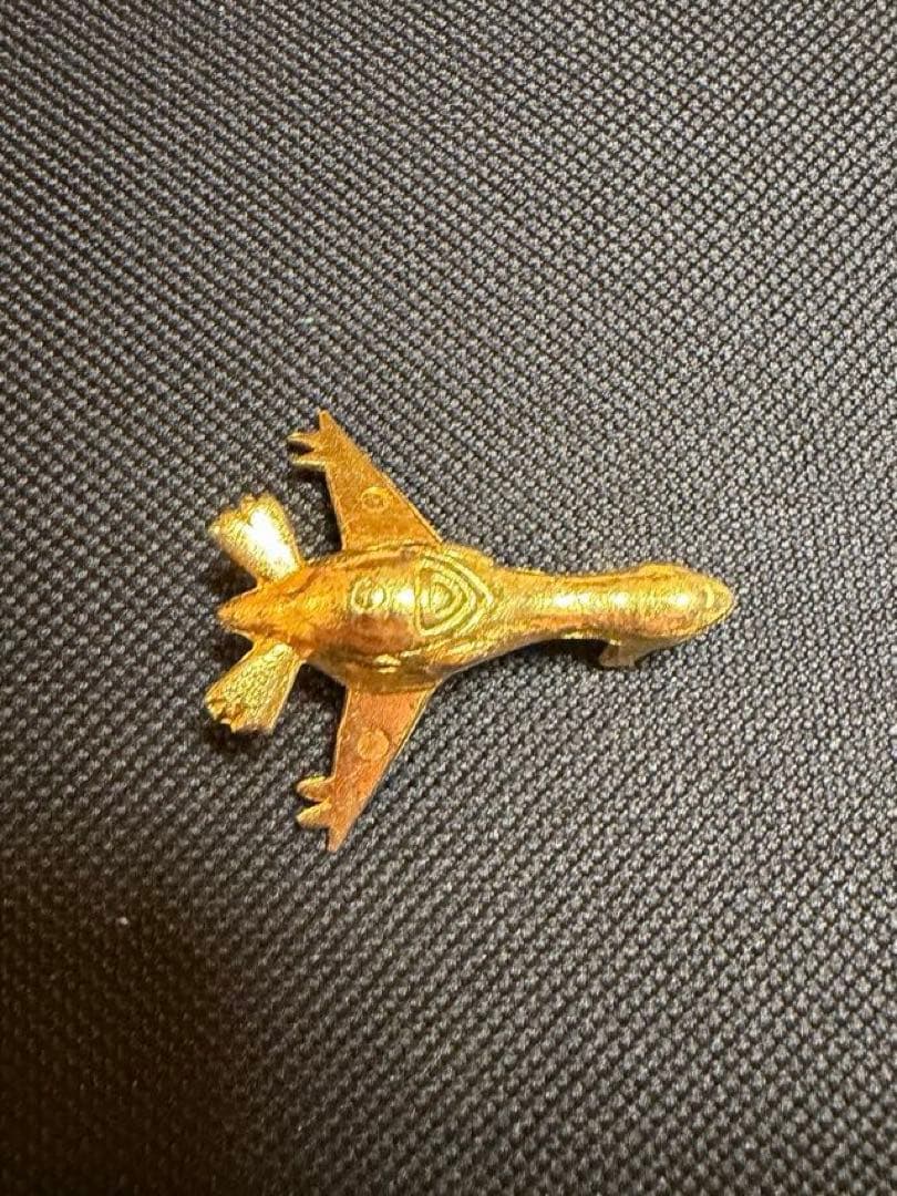 【希少・当時物】ポケモン メタルフィギュア ラティオス（ゴールド）