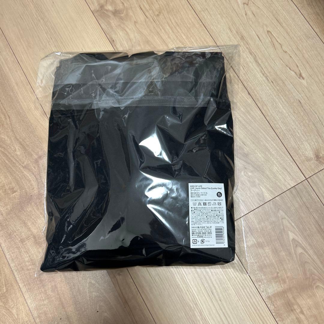 KISS OF LIFE LIVE Japan Debut Tou フーディー