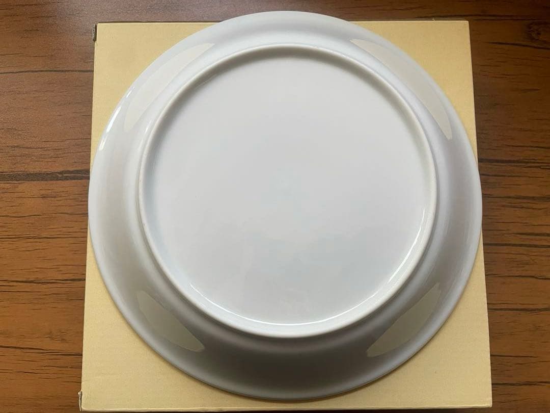 ［未使用品］ハチワレのおもてなしパスタ皿