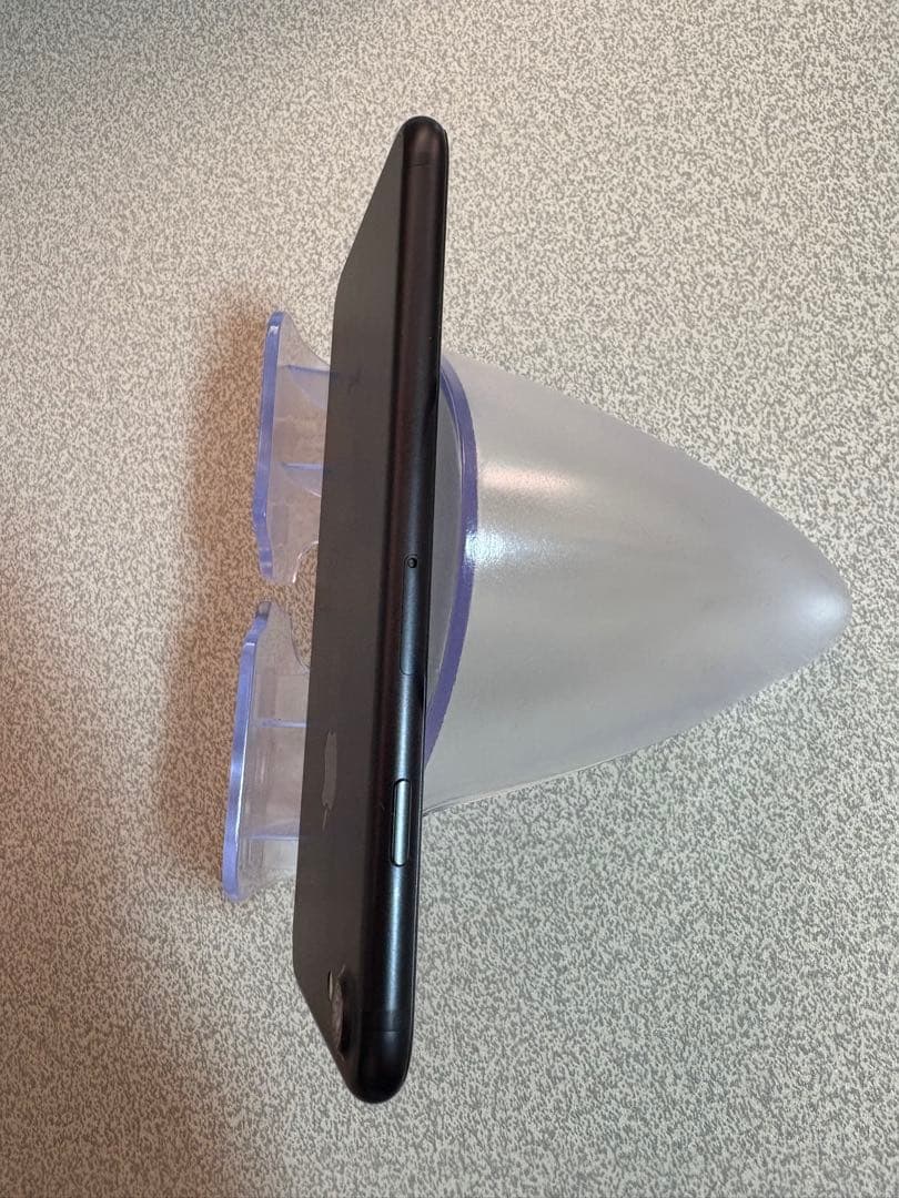 【美品】iPhone7 ブラック 32GB 84%