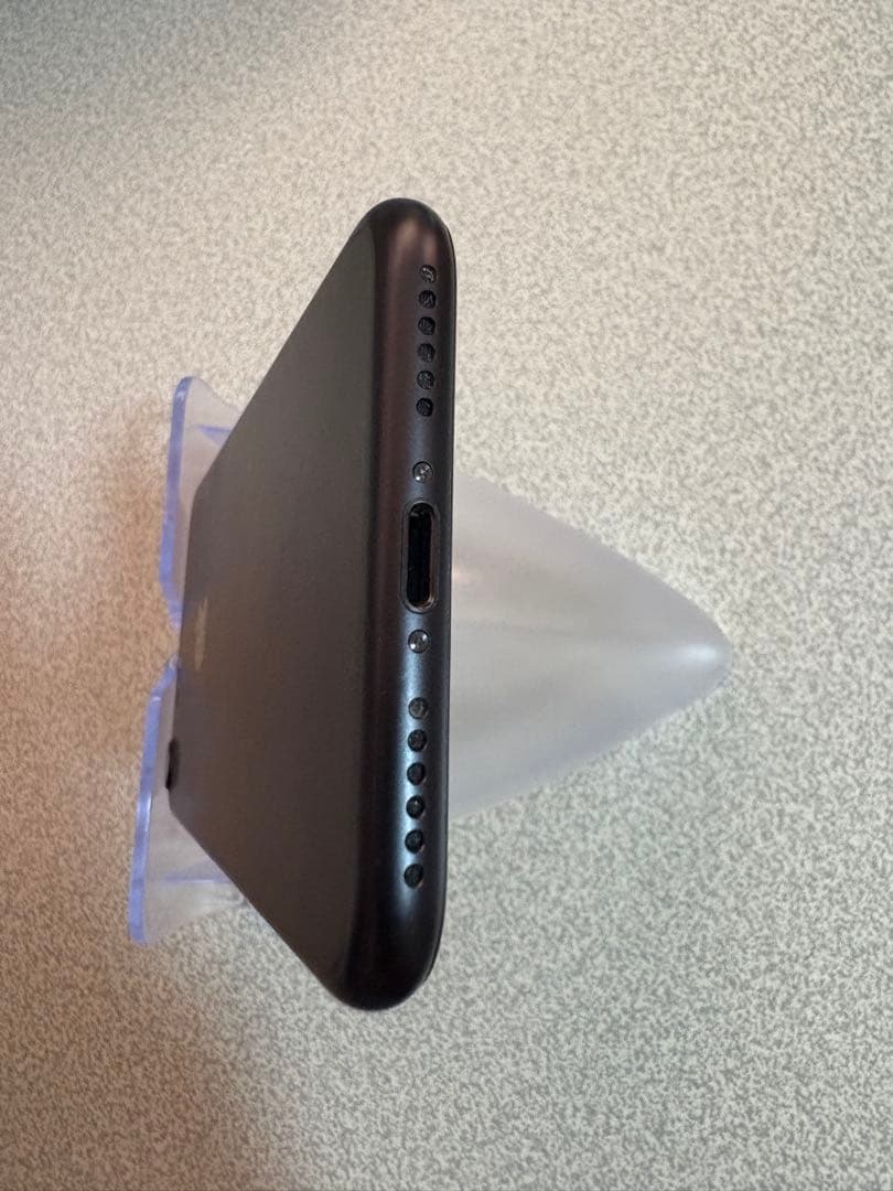 【美品】iPhone7 ブラック 32GB 84%