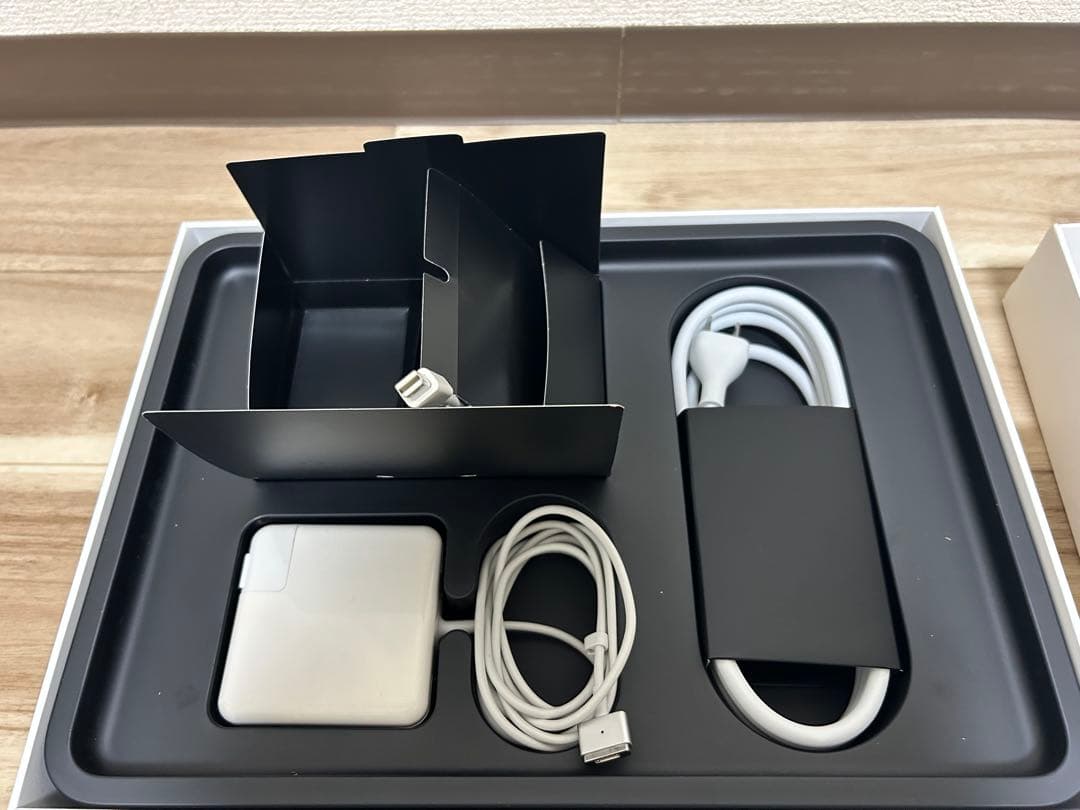MacBook本体 MacBook Pro 13 2015 i7/16GB/SSD512GB