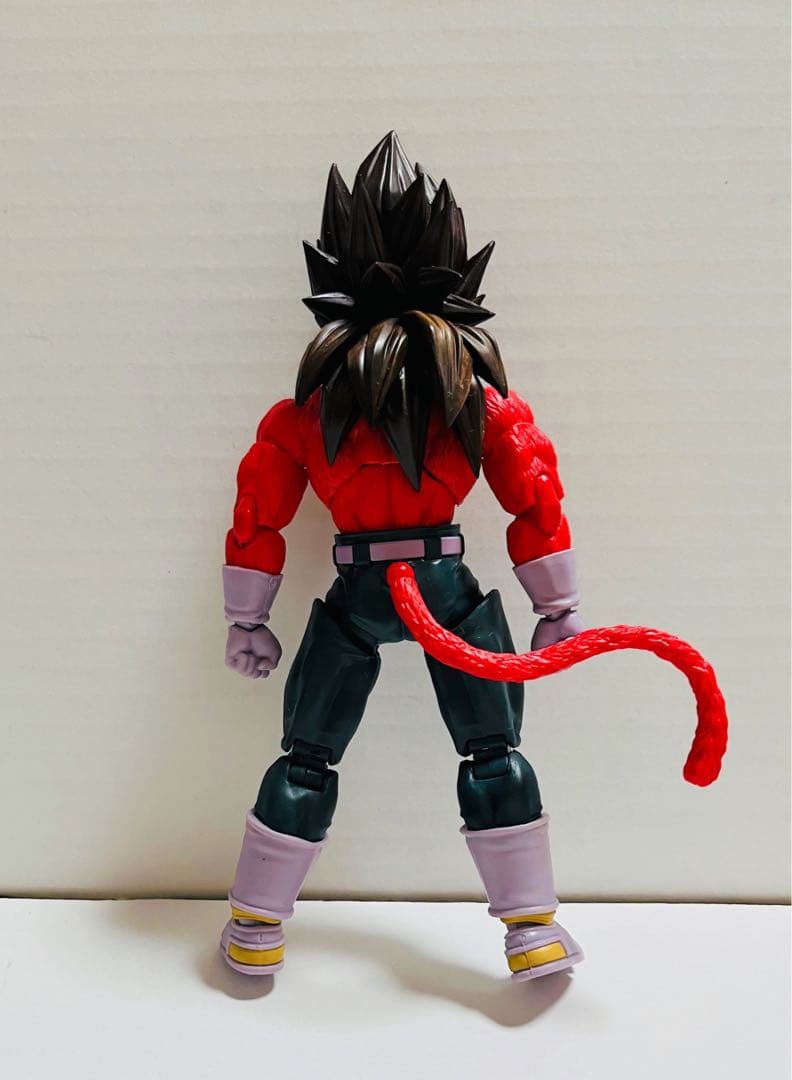 【ドラゴンボール】スーパーサイヤ人４ ベジータ S.H.Figuarts