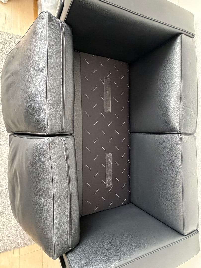 コルビジュエ LC2 純イタリア製 スティールライン社 厚手セミアニリン本革