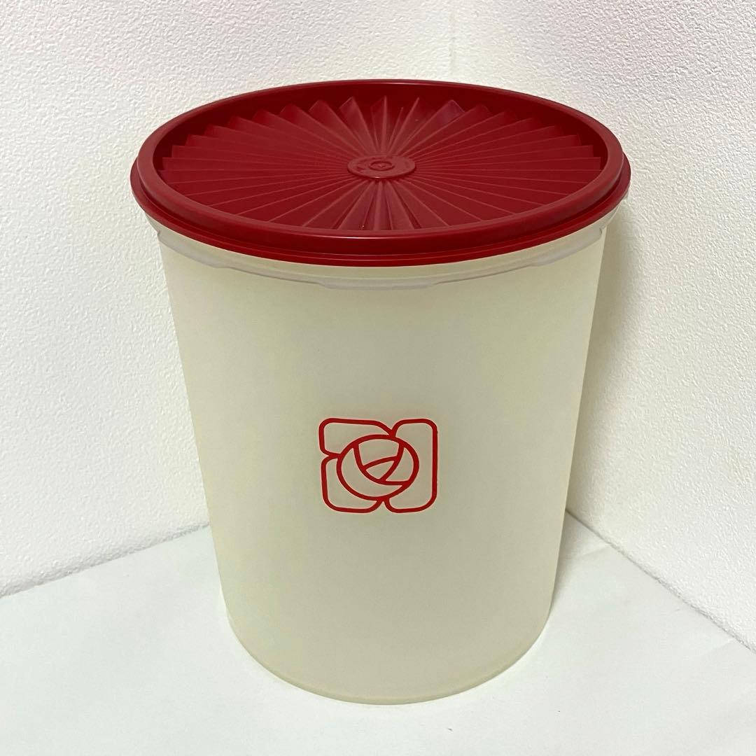 【新品未使用】タッパーウェア 食品保存容器 マキシデコレーター 4個セット