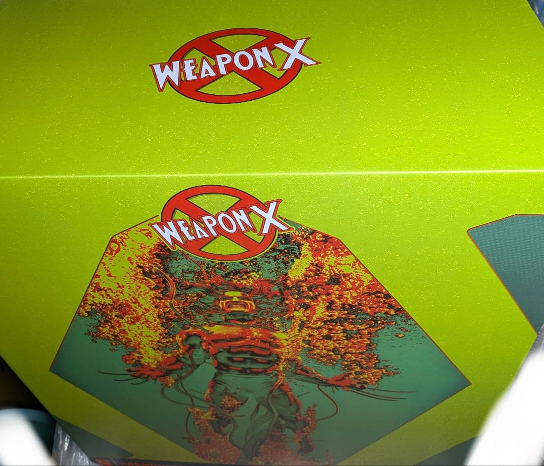 プレミアム・フォーマット・フィギュア ウルヴァリン　ウェポンX　サイドショウ