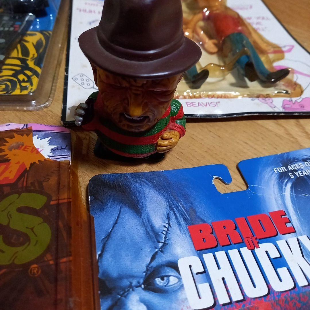 マイケルジョーダン キャプテンアメリカ タートルズ チャッキー