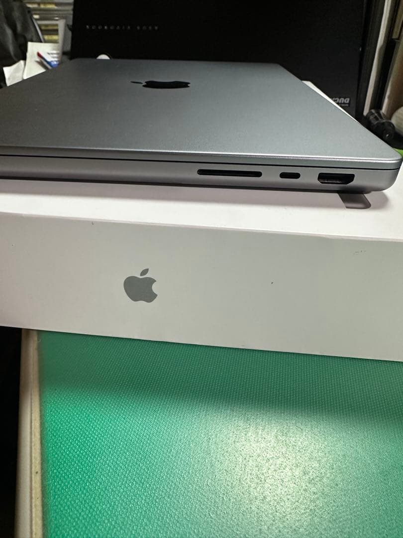 MacBook本体 MacBook Pro 14inch 2023 MPHF3J/A A2779