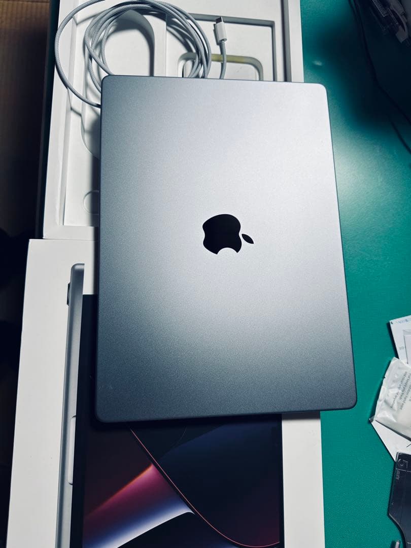 MacBook本体 MacBook Pro 14inch 2023 MPHF3J/A A2779