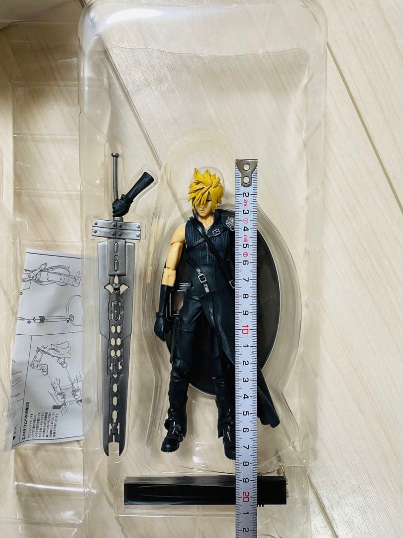ファイナルファンタジー7 アドベントチルドレン　クラウド&フェンリル　フィギュア