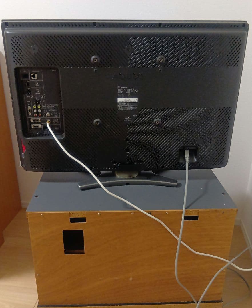 【直接引取り限定】 中古美品 テレビ 32インチ テレビ台付き
