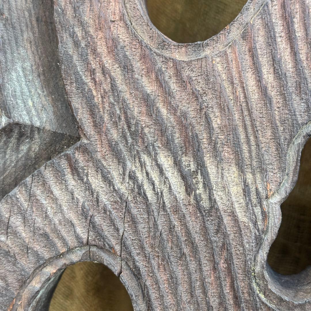 伝統的な木製彫刻 雲模様