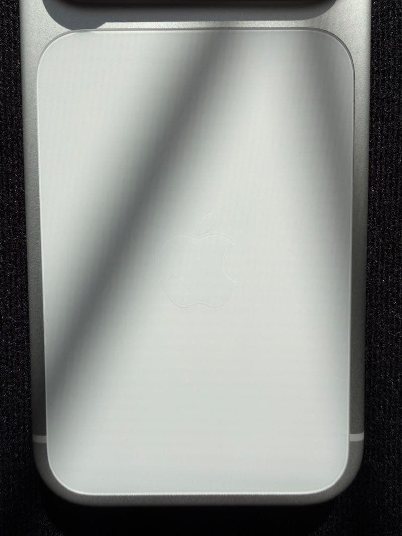 【極美品】iPhone 17 Pro シルバー 256GB