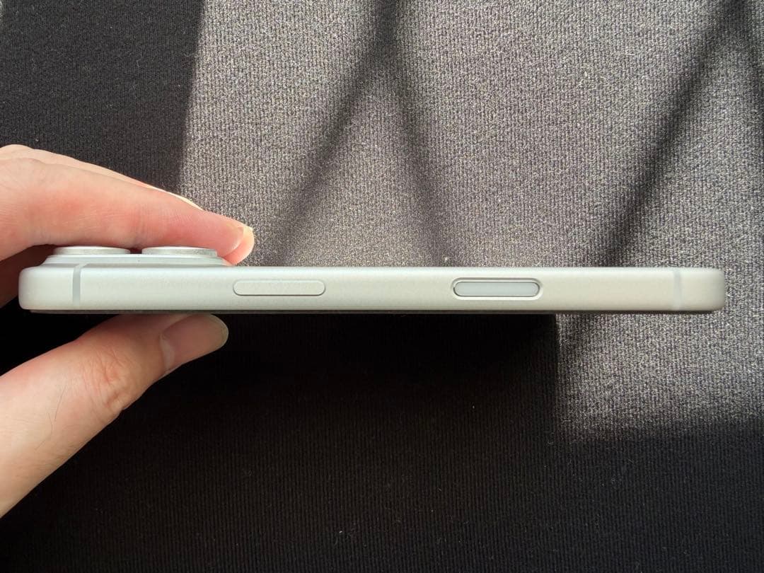 【極美品】iPhone 17 Pro シルバー 256GB