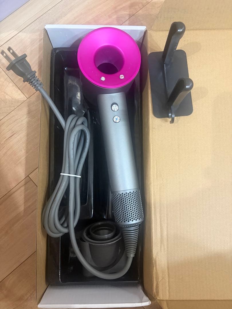 新品supersonic hairdryer 高濃度マイナスイオンヘアドライヤー