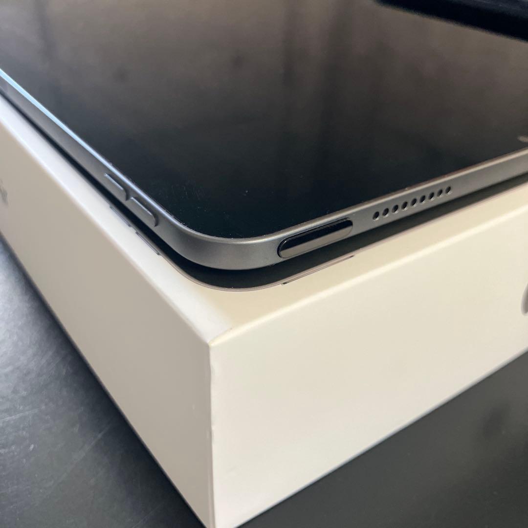 iPad Air 第5世代　美品　グレー