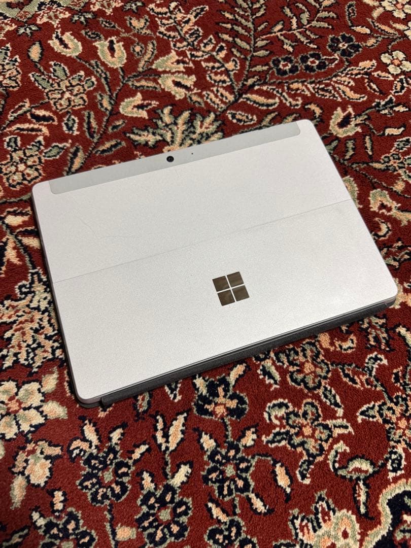 Microsoft Windowsタブレット本体 シルバー
