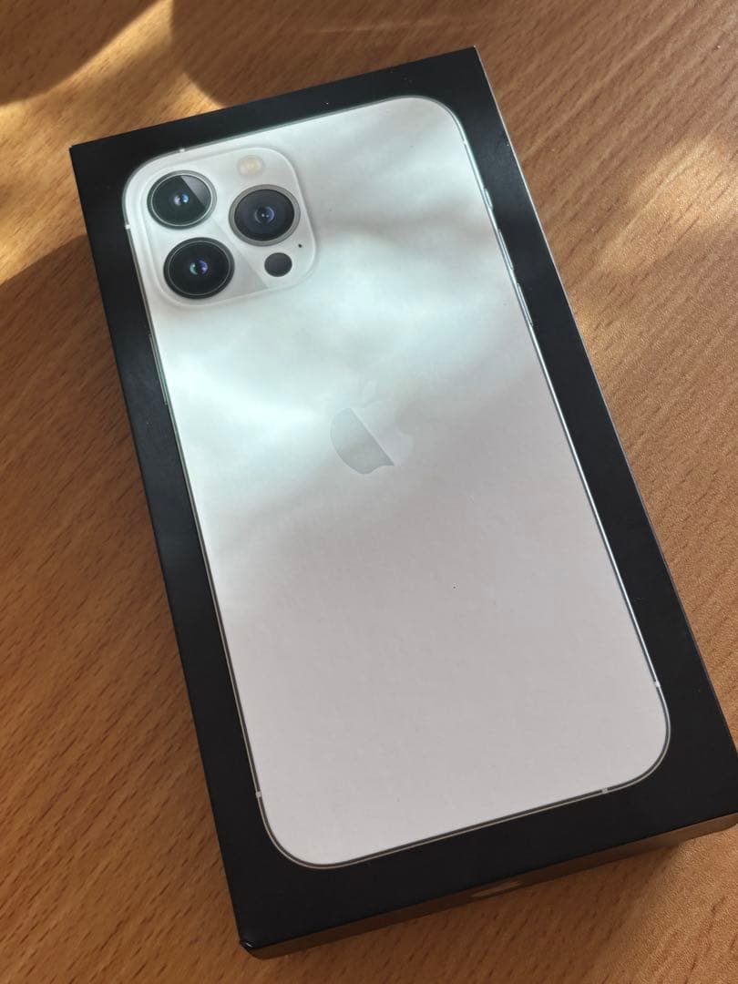 iPhone 13Pro Max 128gb シルバー　美品