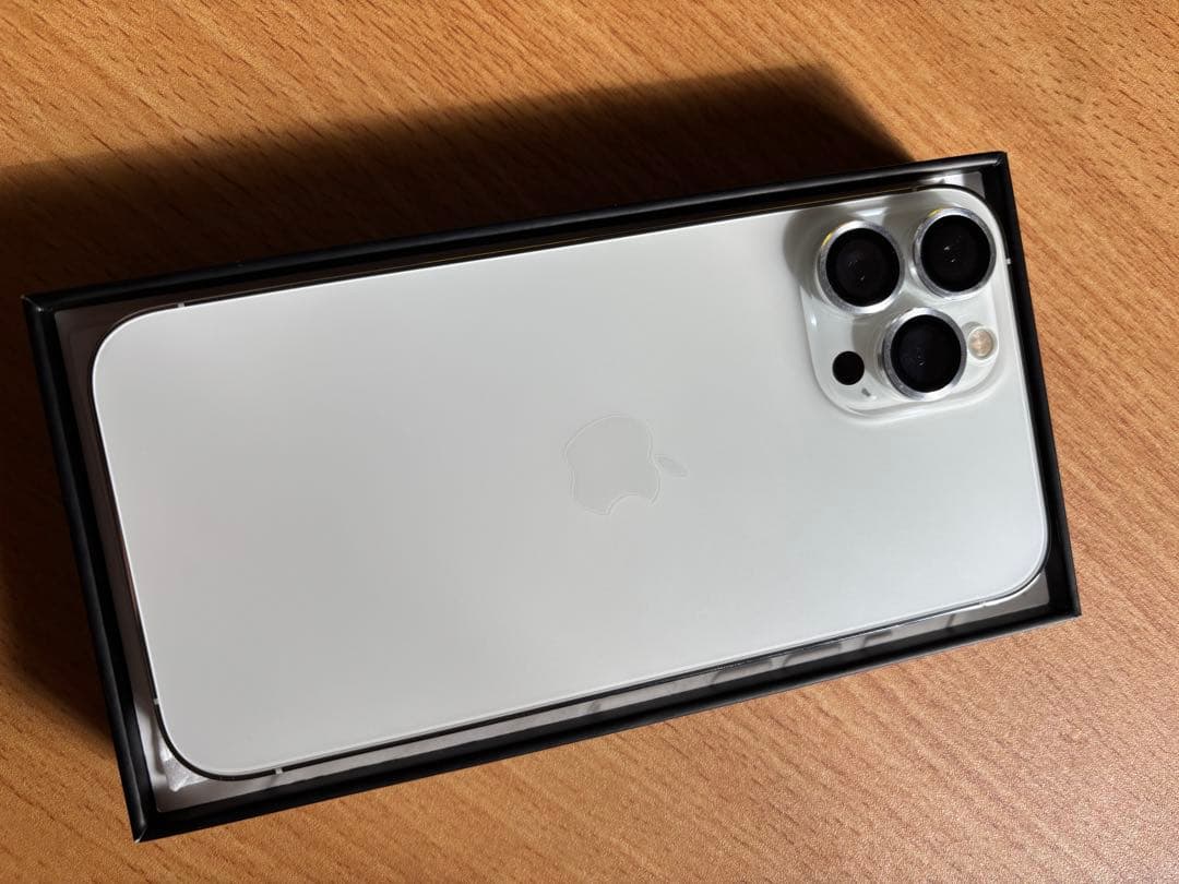 iPhone 13Pro Max 128gb シルバー　美品