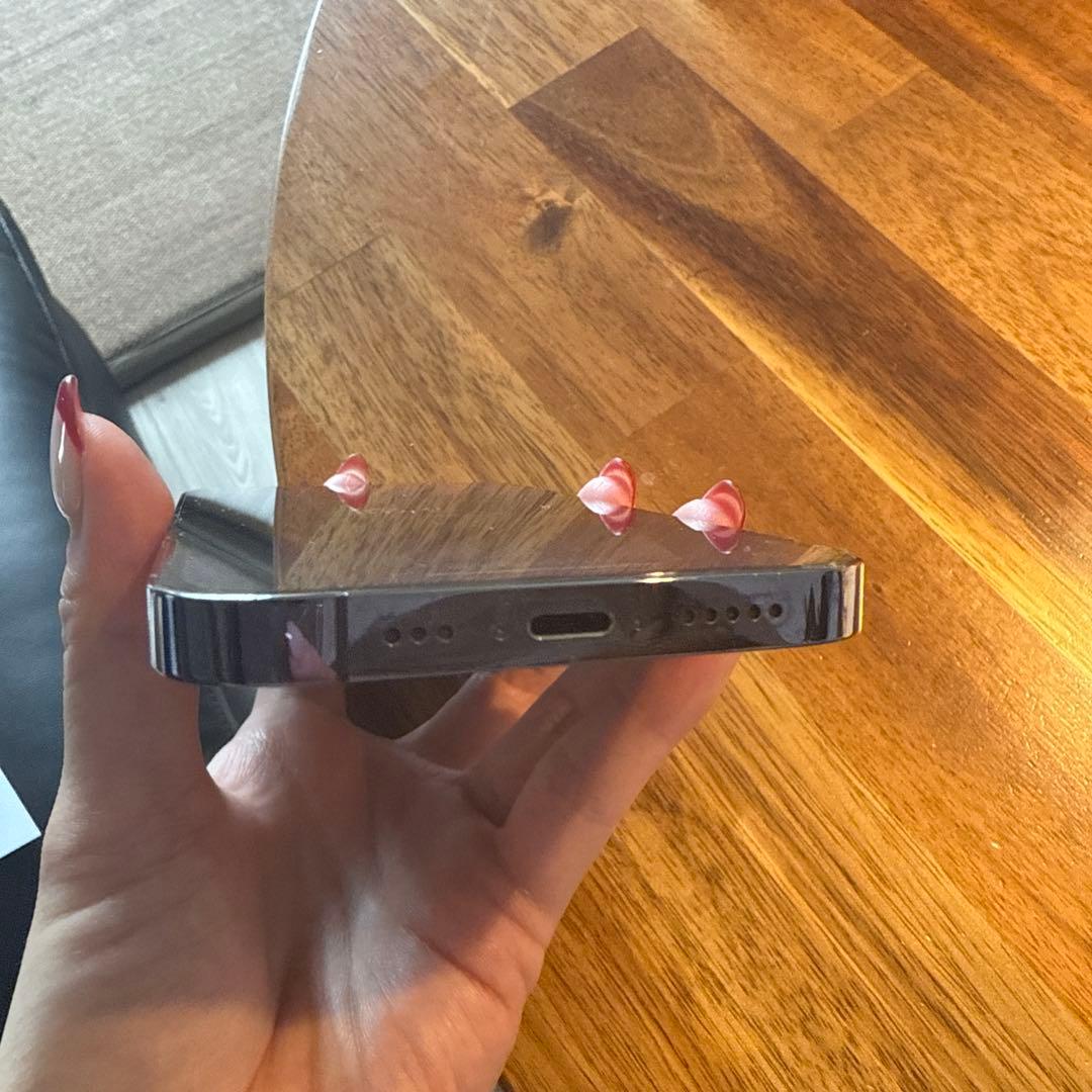 Apple iPhone 14 Pro 256GBディープパープル本体