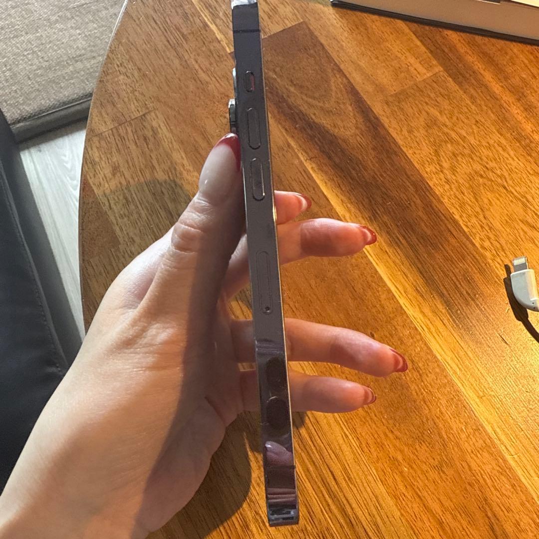 Apple iPhone 14 Pro 256GBディープパープル本体