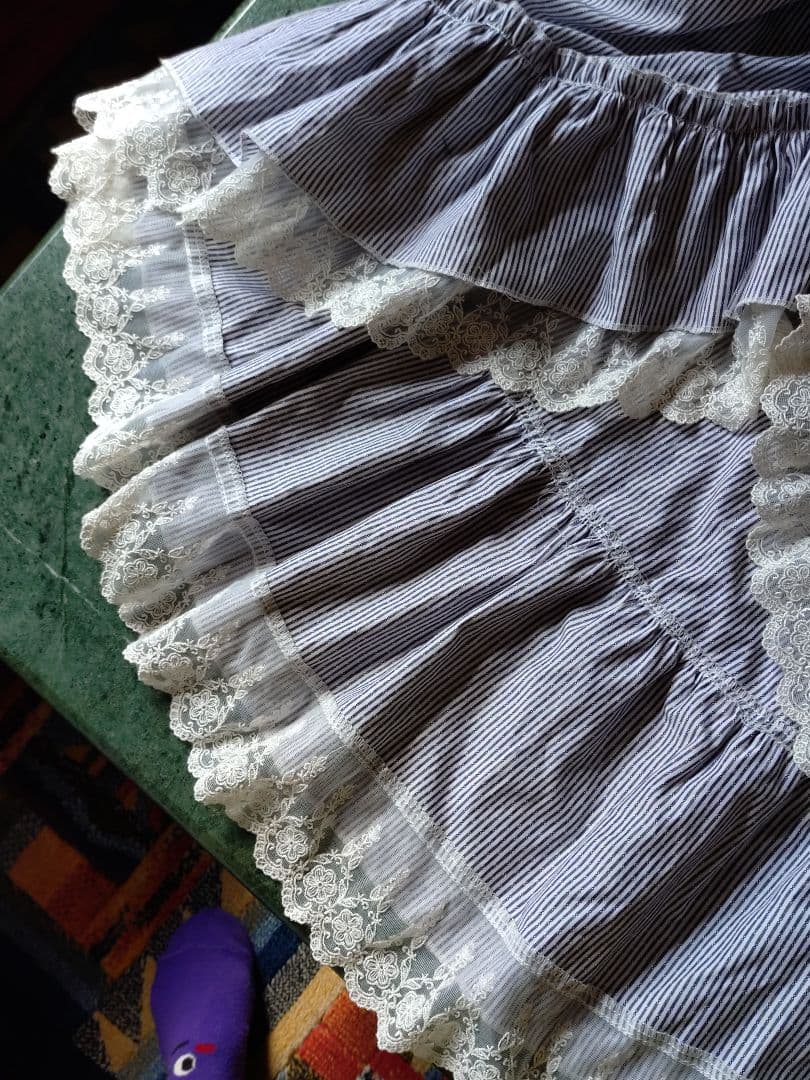 ピースナウ 可愛いリボン&レースのエプロン ロリータ系 美品