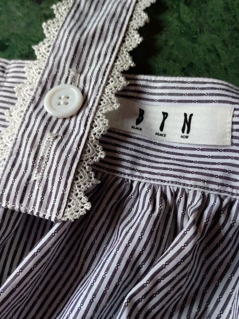 ピースナウ 可愛いリボン&レースのエプロン ロリータ系 美品