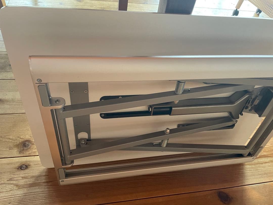 昇降式多機能テーブル　スタンディングデスク