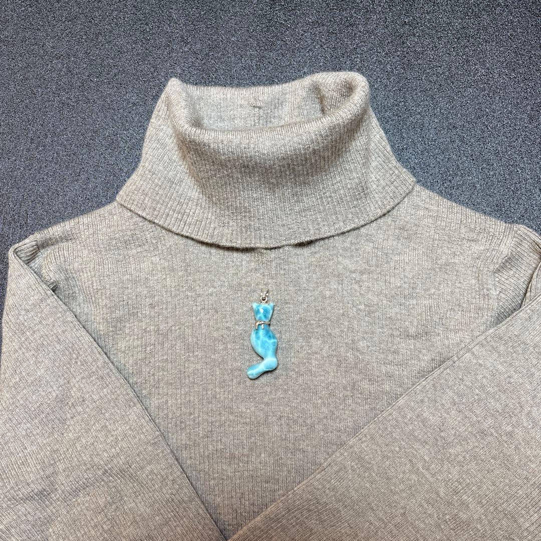 綺麗な猫ちゃんラリマー　高品質天然石　ペンダントトップ