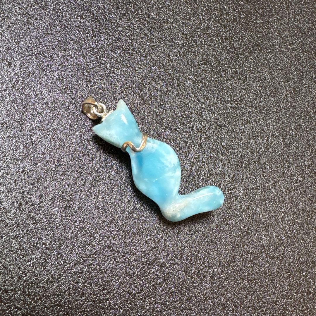 綺麗な猫ちゃんラリマー　高品質天然石　ペンダントトップ