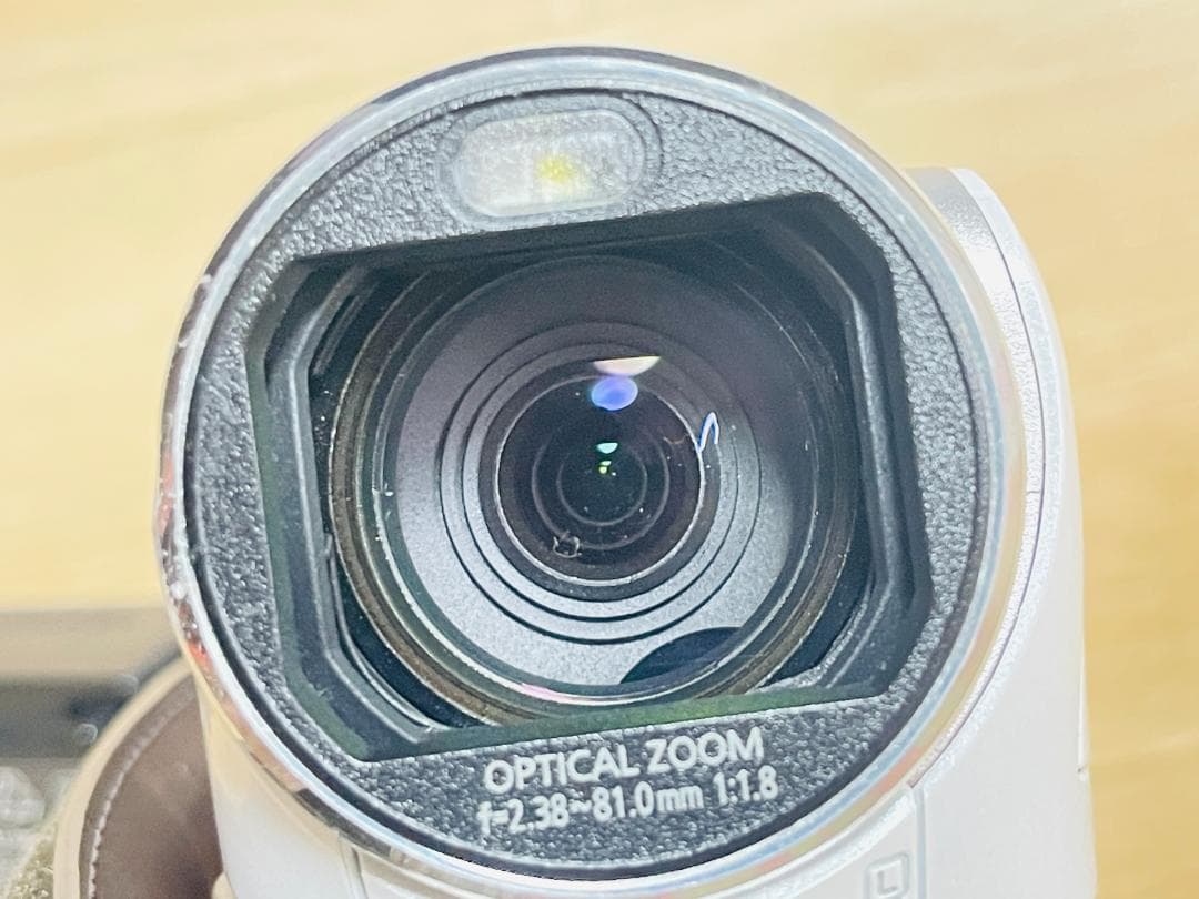 Panasonic HDC-TM45 パナソニック デジタルカメラ ホワイト