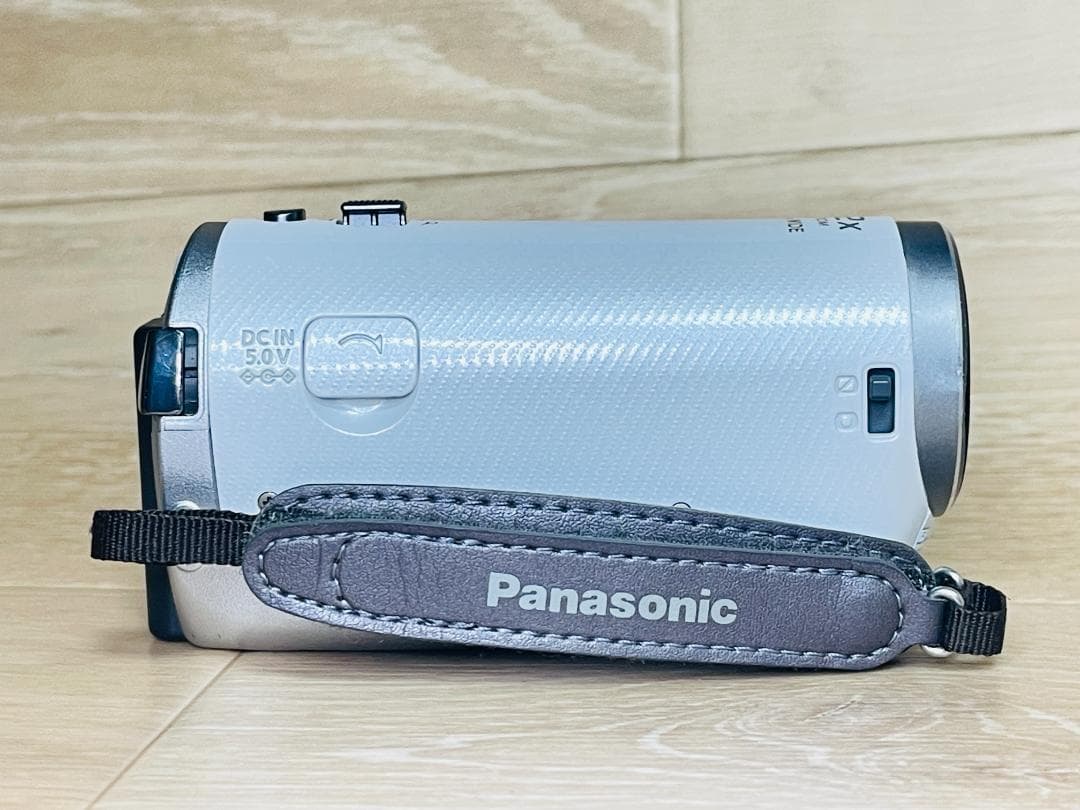 Panasonic HDC-TM45 パナソニック デジタルカメラ ホワイト