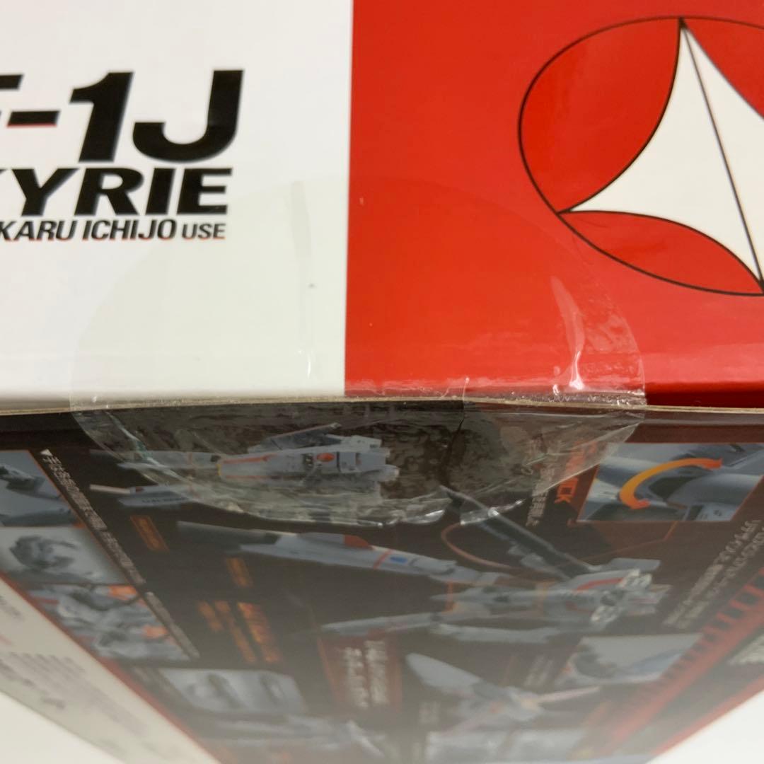 【中古】DX超合金 VF-1J バルキリー(一条輝機) 初回限定版