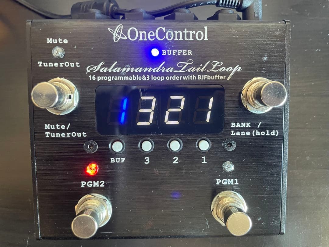 ギター One control Salamandra Tail Loop