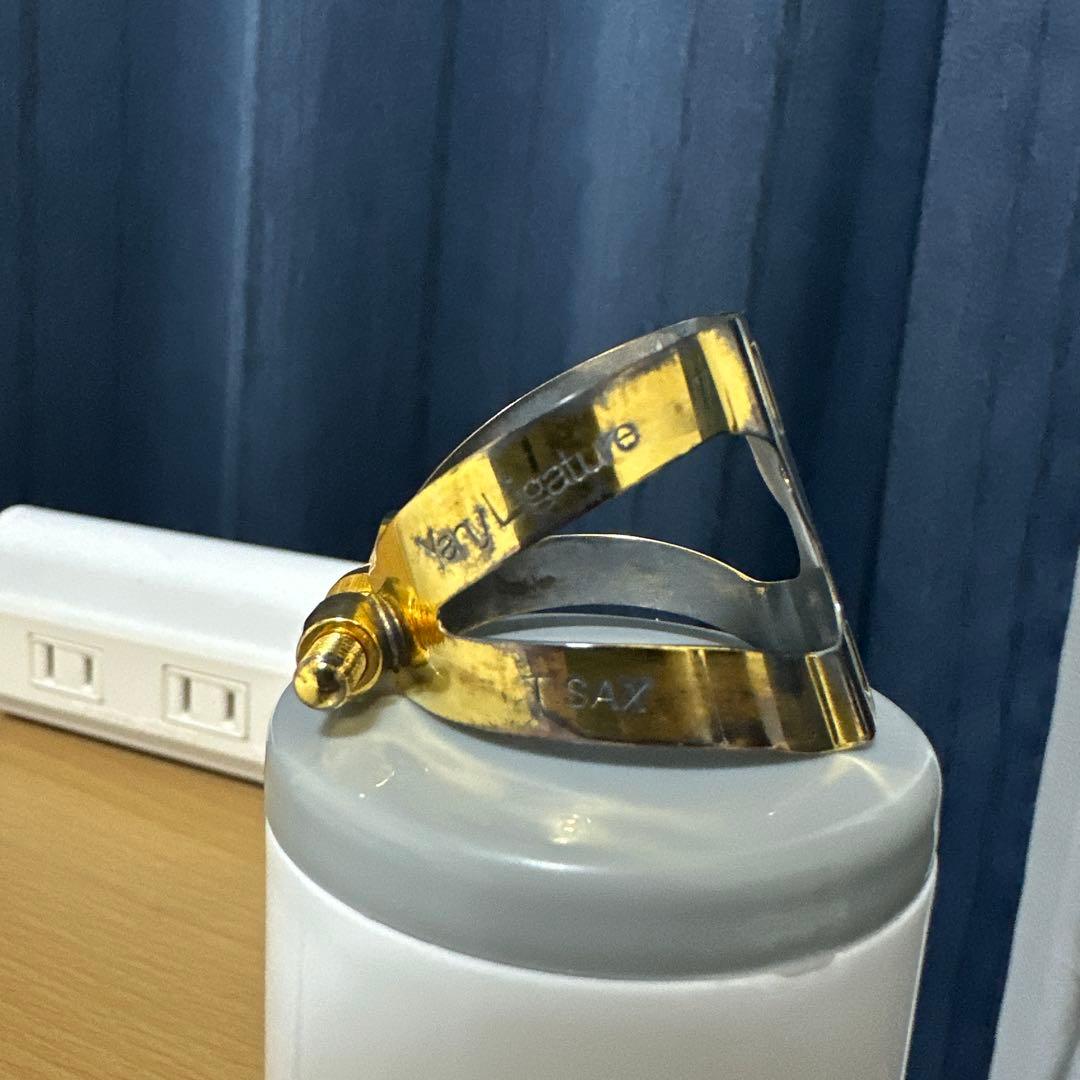 テナーサックス用リガチャー　Yany