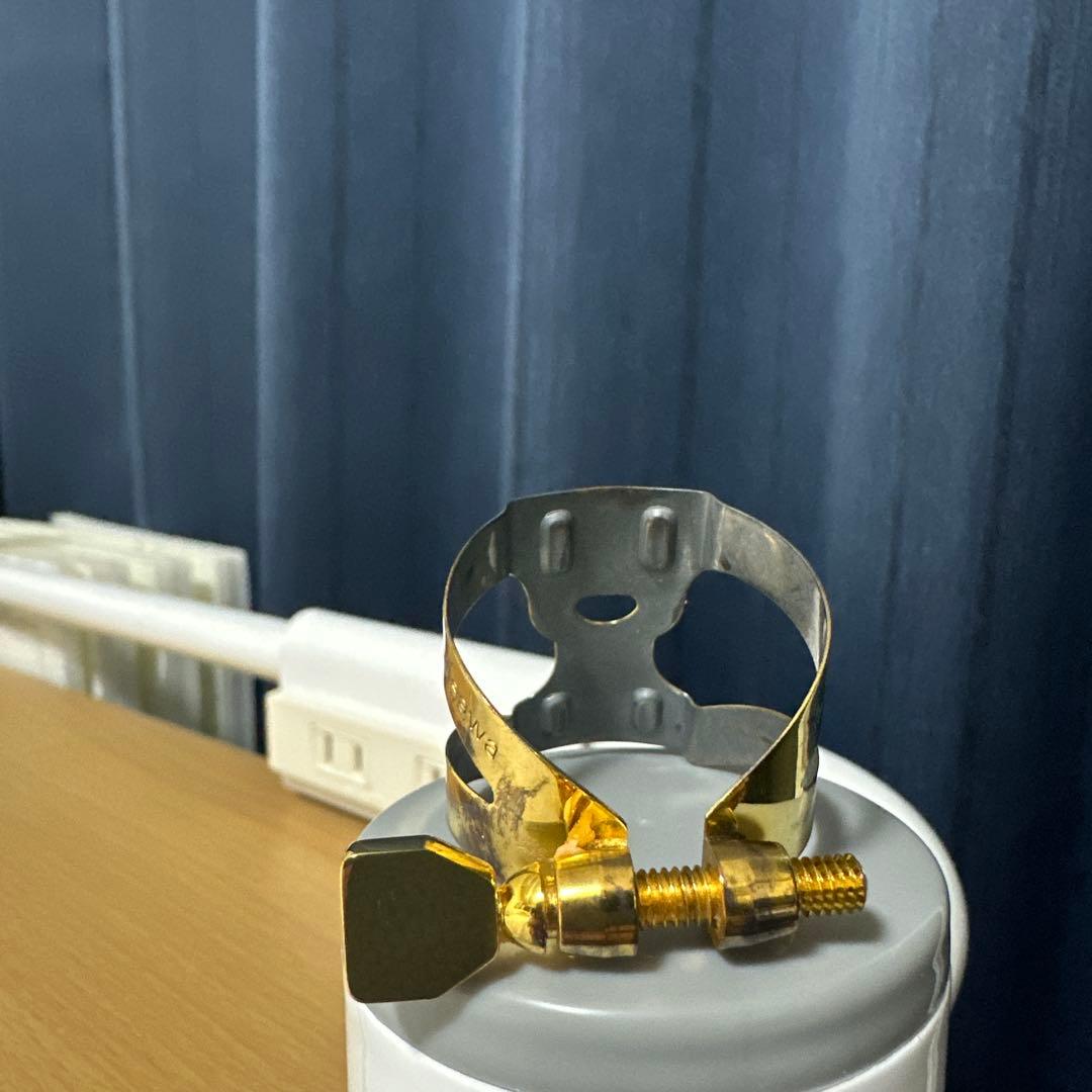 テナーサックス用リガチャー　Yany