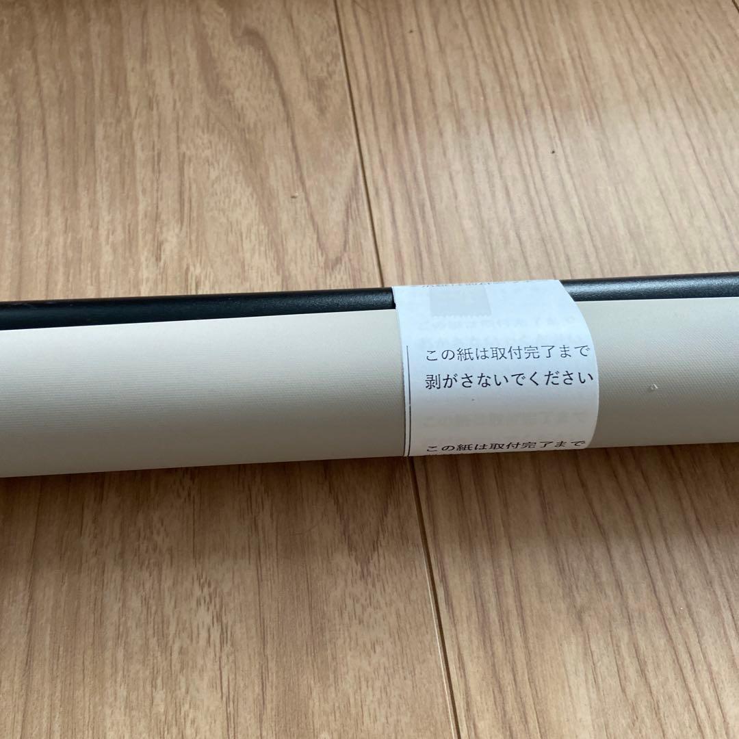 つっぱりロールスクリーン 幅1,675mm高さ305mm