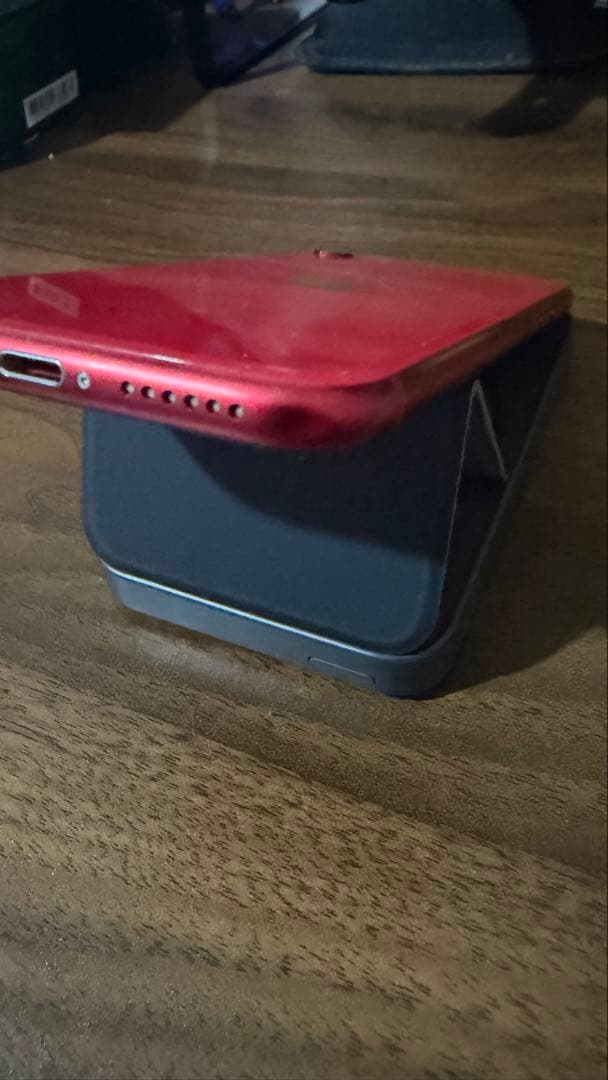 美品✨Apple iPhone SE (第2世代) レッド　64GB