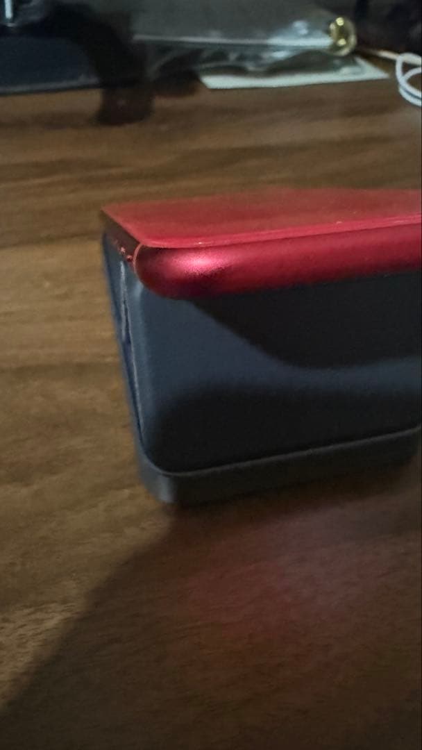 美品✨Apple iPhone SE (第2世代) レッド　64GB