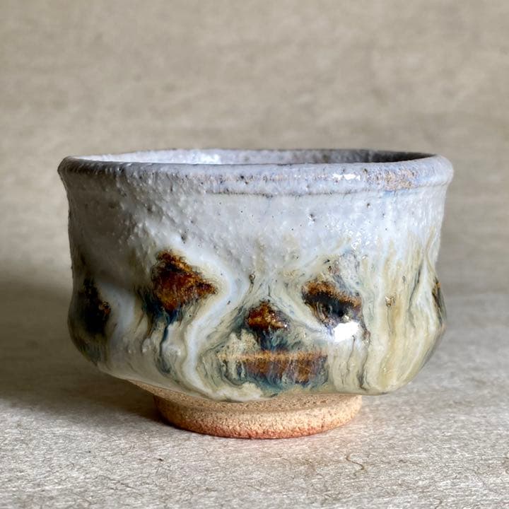 朝鮮唐津彫ぐい呑　唐津焼　ぐい呑　焼物　陶器　酒器