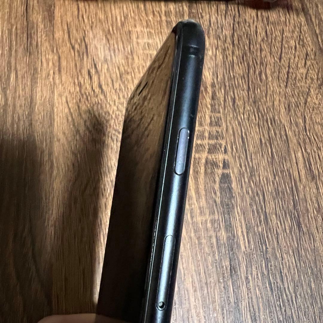 Apple iPhone 7 ブラック SIMフリー